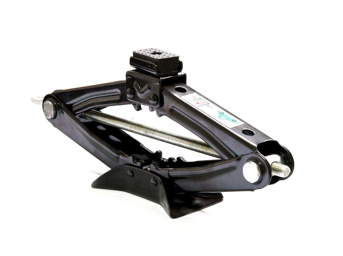 How to Use a Scissor Jack? StepByStep With Safety in Mind