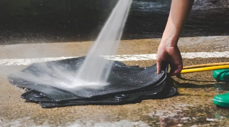 Cleaning Car Mats