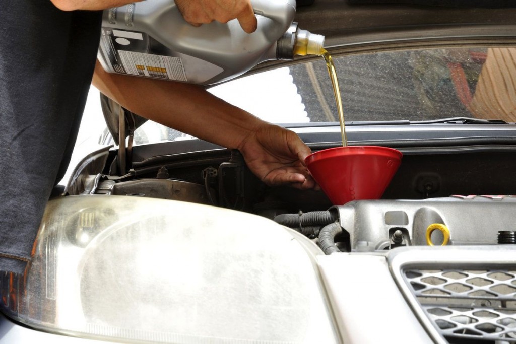 How Much Does an Oil Change Cost Knowing How Much to Pay