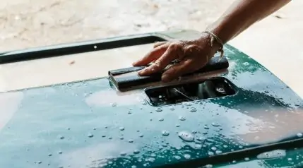 Wet Sanding a Vehicle