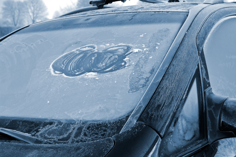 How to Defrost a Windshield Without Heat Fast, No Fear